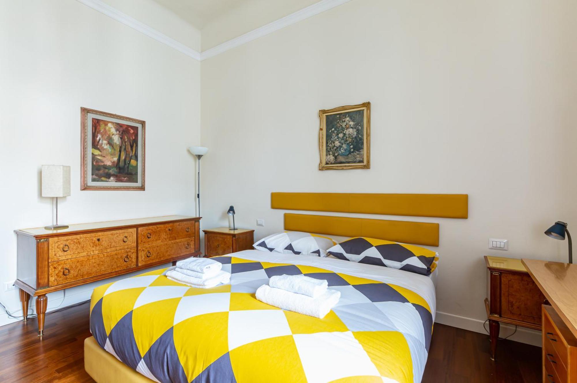 Stibbert & Statuto Elegant Flat With Balcony * Florencia
