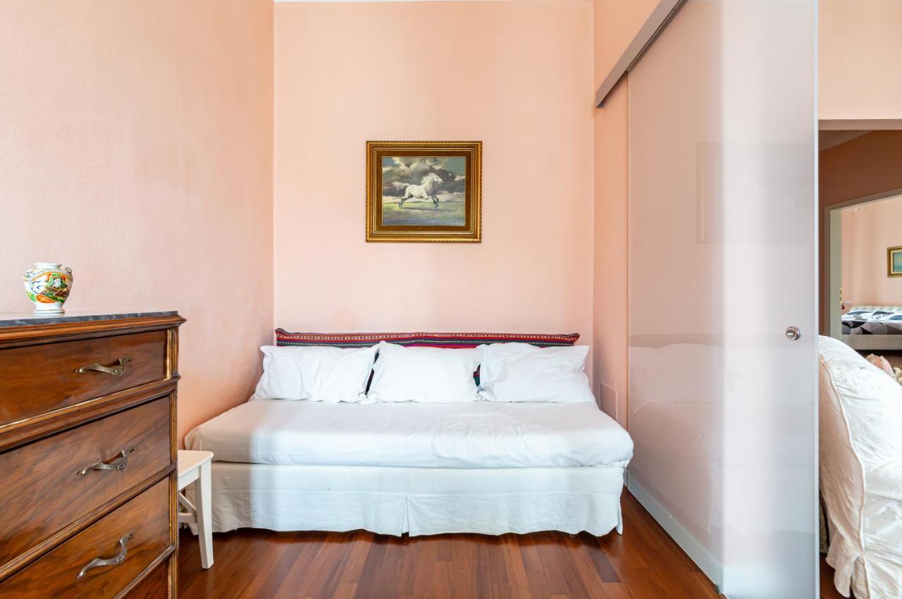 Apartamento Stibbert & Statuto Elegant Flat With Balcony *